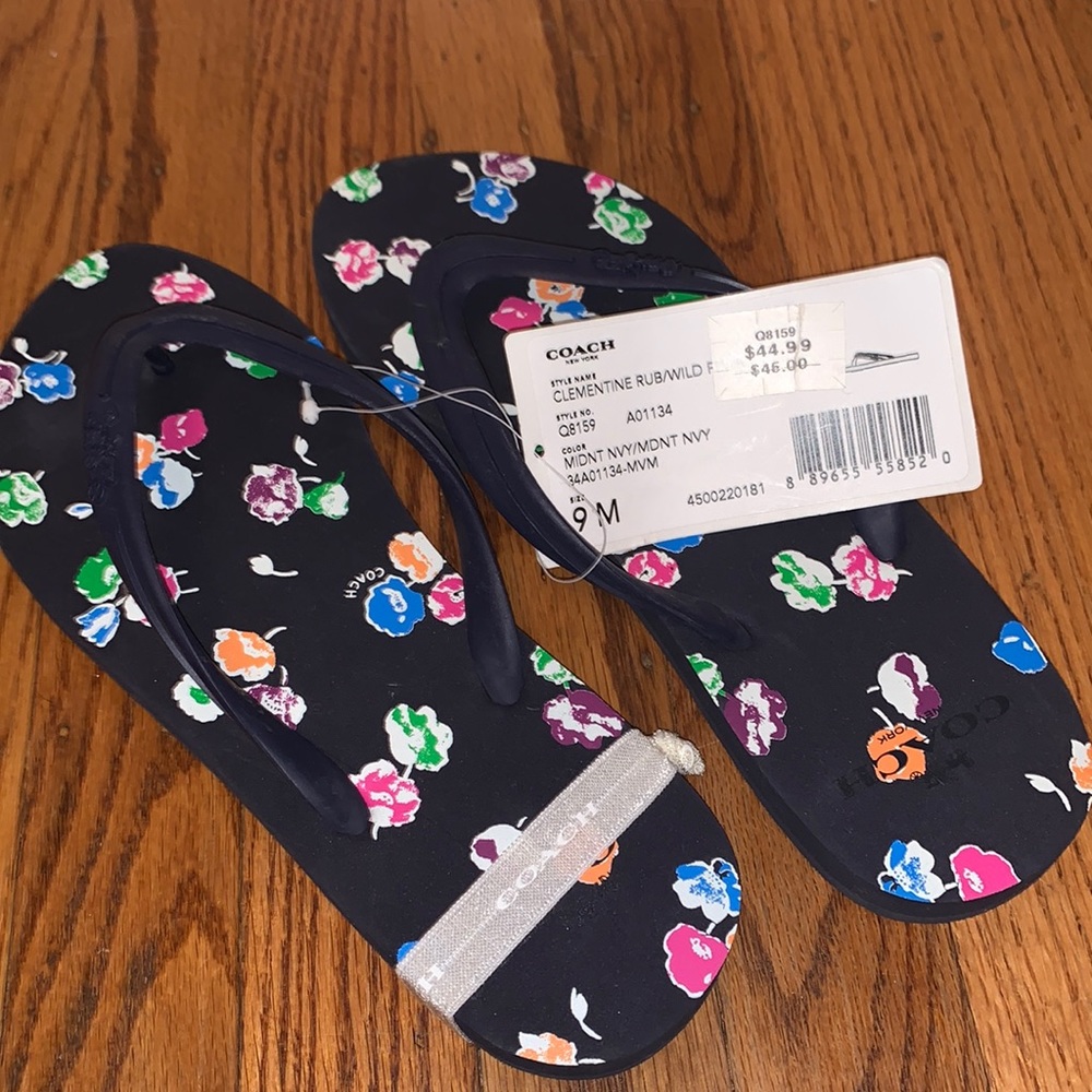 Coach Flip flops💙💐